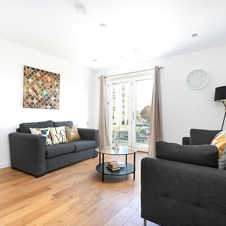 Skyvillion - Olympic View London Stratford Apartment Εξωτερικό φωτογραφία