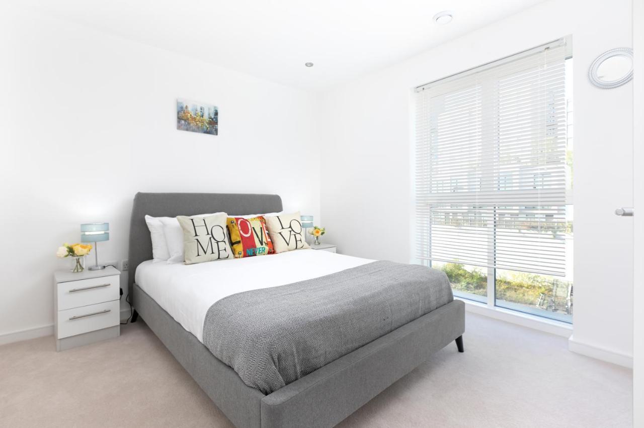 Skyvillion - Olympic View London Stratford Apartment Εξωτερικό φωτογραφία