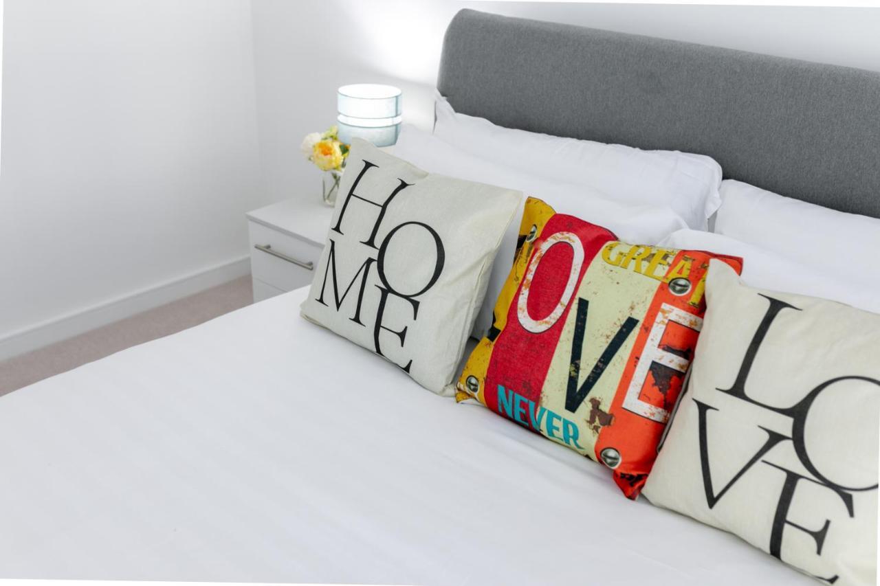 Skyvillion - Olympic View London Stratford Apartment Εξωτερικό φωτογραφία