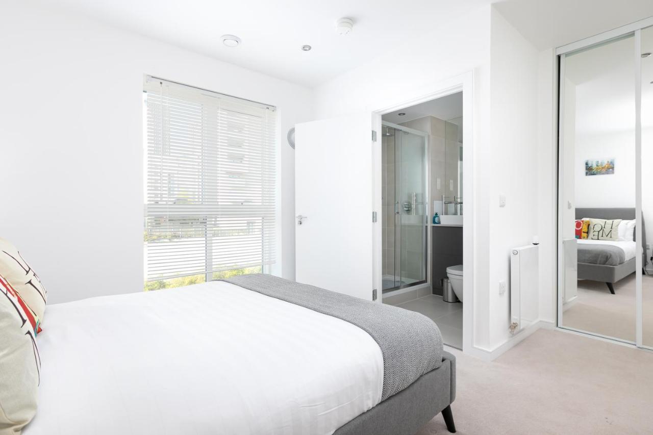 Skyvillion - Olympic View London Stratford Apartment Εξωτερικό φωτογραφία